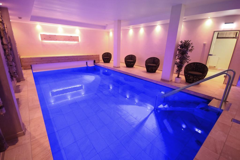 Hotel Haus Wiesengrund ฮัลเลนแบร์ก ภายนอก รูปภาพ