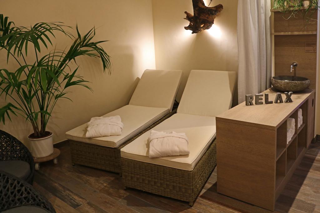 Hotel Haus Wiesengrund ฮัลเลนแบร์ก ภายนอก รูปภาพ