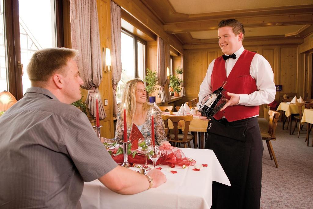 Hotel Haus Wiesengrund ฮัลเลนแบร์ก ห้อง รูปภาพ
