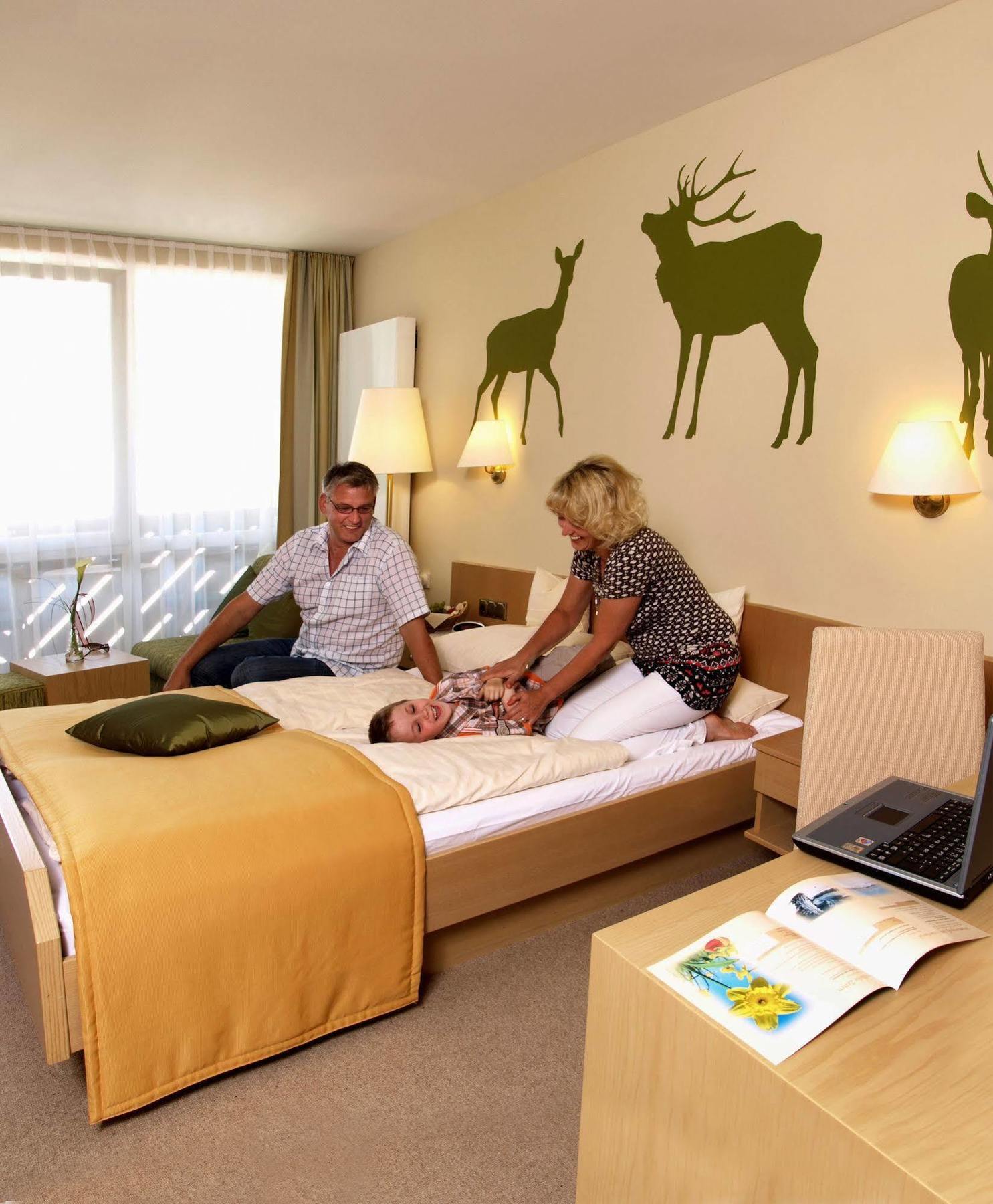 Hotel Haus Wiesengrund ฮัลเลนแบร์ก ภายนอก รูปภาพ