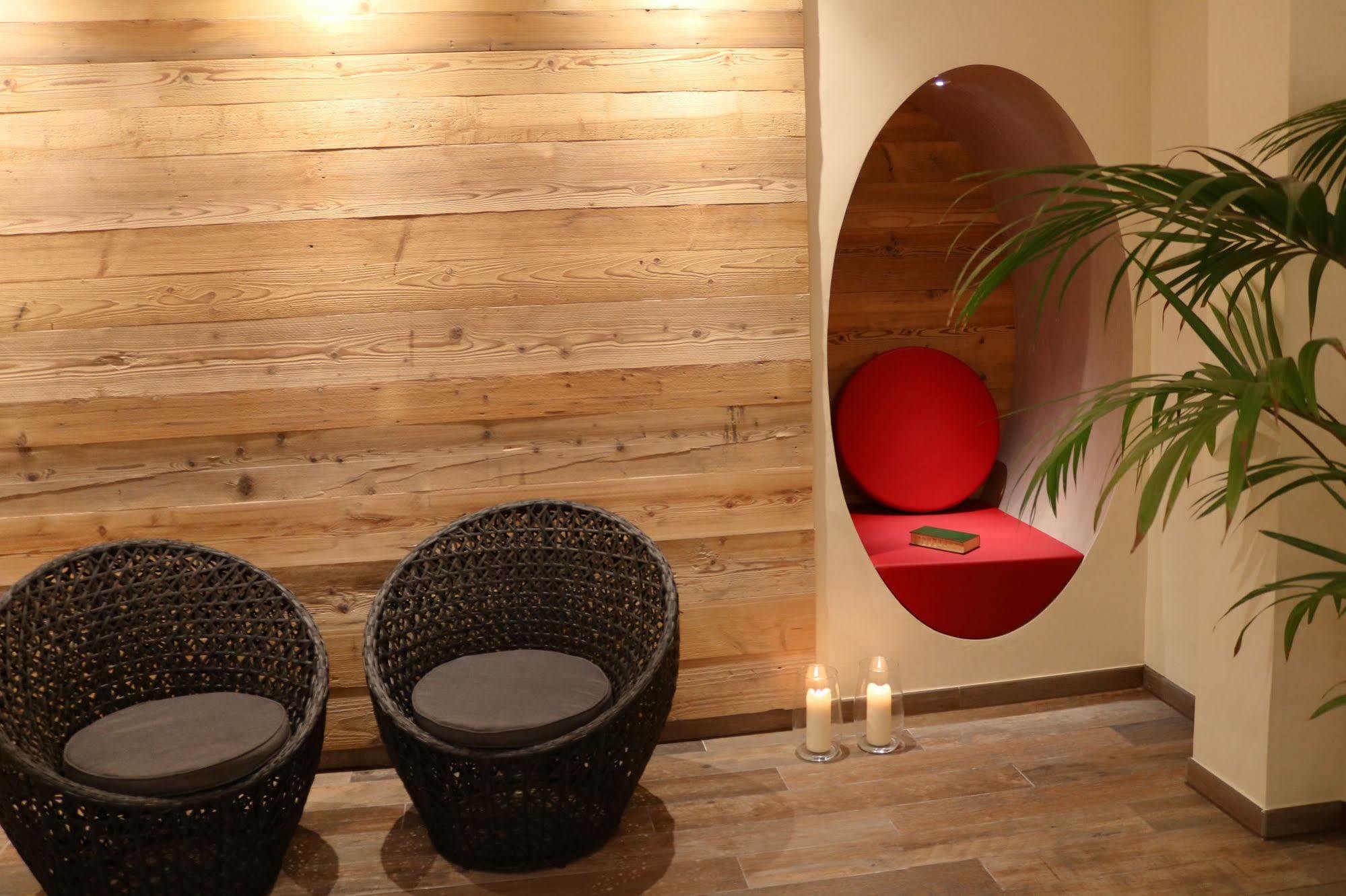 Hotel Haus Wiesengrund ฮัลเลนแบร์ก ภายนอก รูปภาพ